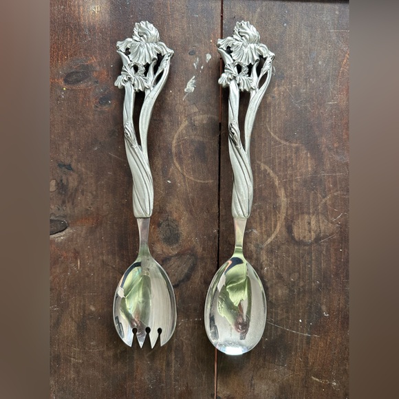 Sheffield England Serving Spoons - Picture 1 of 4